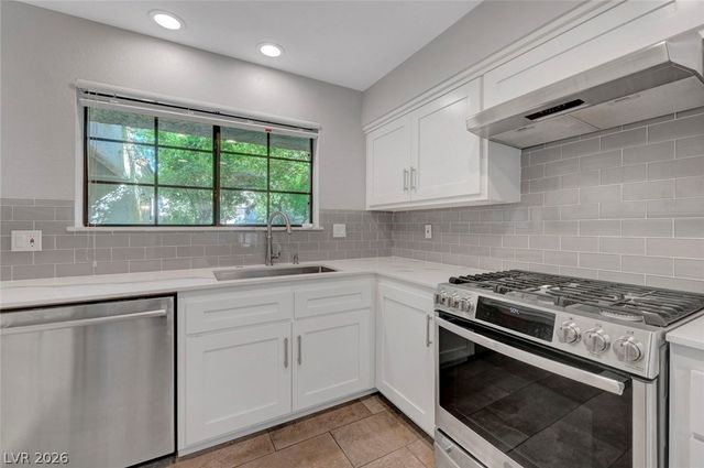 5253 Drifting Sands Court, Las Vegas, NV 89149