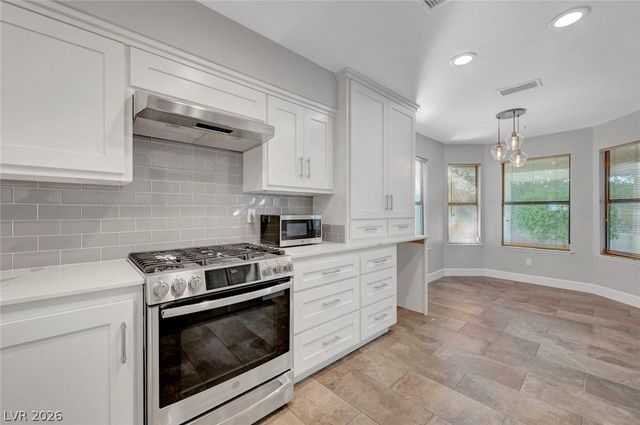 5253 Drifting Sands Court, Las Vegas, NV 89149