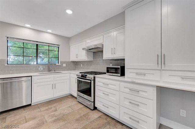 5253 Drifting Sands Court, Las Vegas, NV 89149