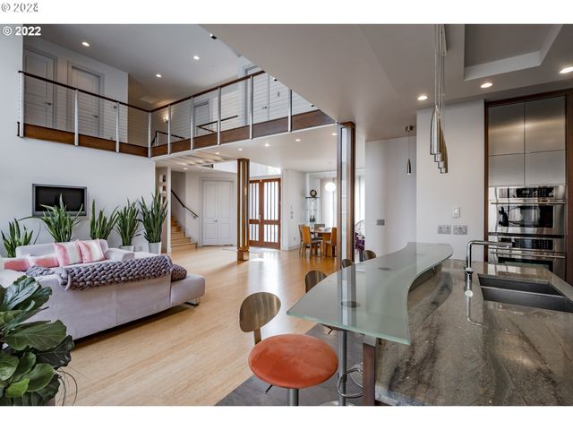 3516 Ne IONE St, Camas, WA 98607