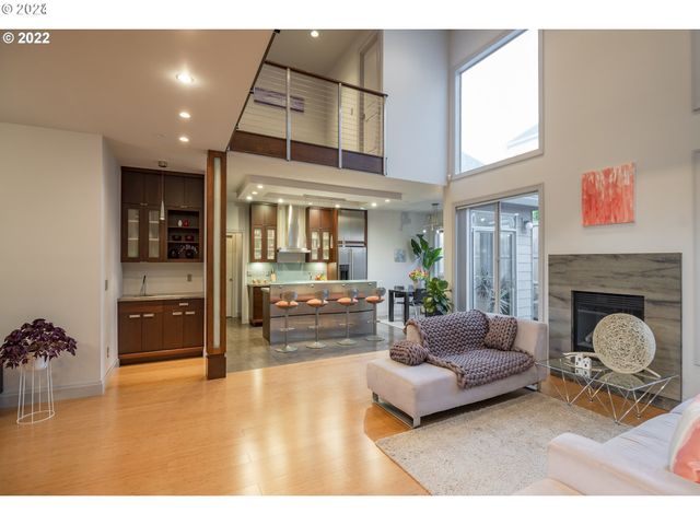 3516 Ne IONE St, Camas, WA 98607