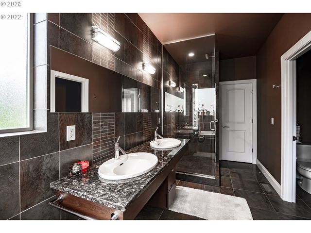 3516 Ne IONE St, Camas, WA 98607