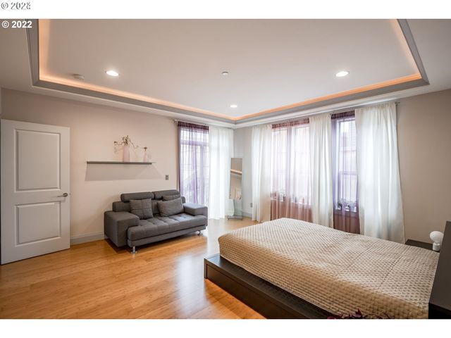 3516 Ne IONE St, Camas, WA 98607