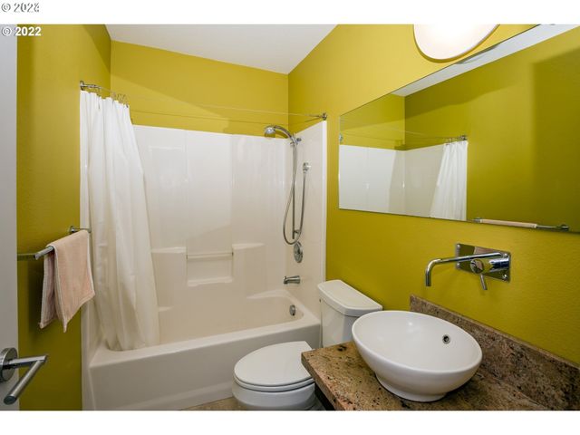 3516 Ne IONE St, Camas, WA 98607