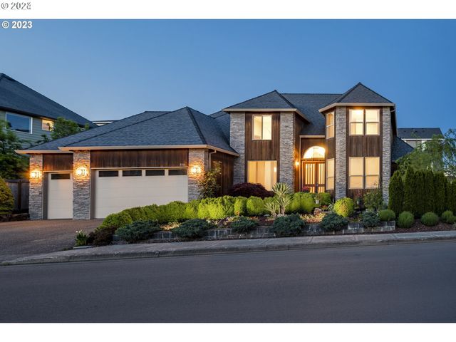 3516 Ne IONE St, Camas, WA 98607