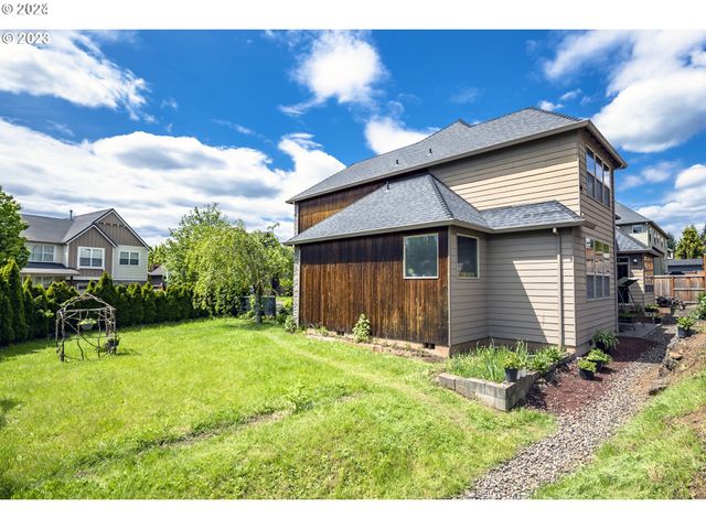 3516 Ne IONE St, Camas, WA 98607