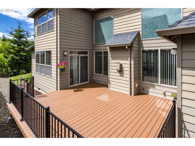 3516 Ne IONE St, Camas, WA 98607