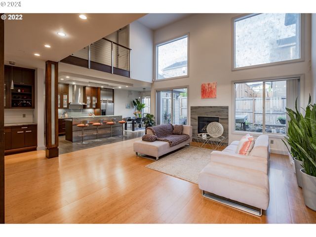 3516 Ne IONE St, Camas, WA 98607