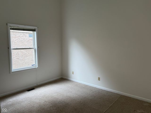 1634 Foxmere Way, Greenwood, IN 46142