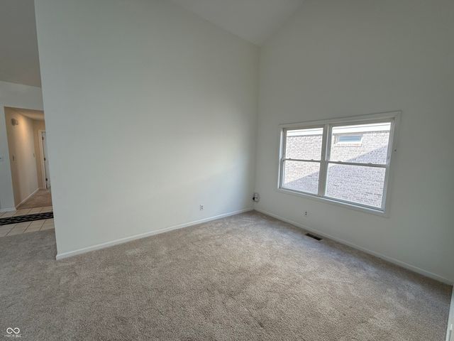 1634 Foxmere Way, Greenwood, IN 46142