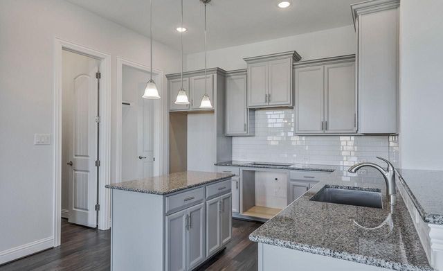 3802 W Vicksburg Estates Drive, Missouri City, TX 77459