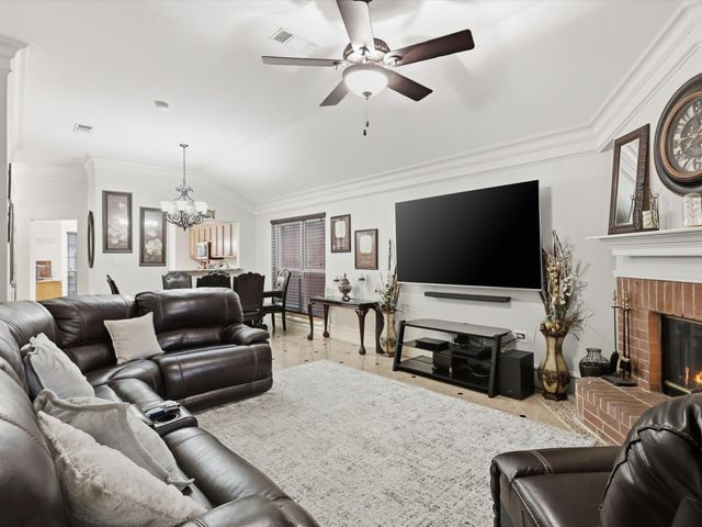 3023 Bosswood Court, Grand Prairie, TX 75052