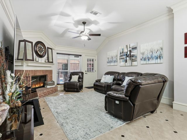 3023 Bosswood Court, Grand Prairie, TX 75052