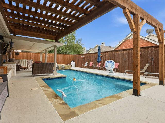 3023 Bosswood Court, Grand Prairie, TX 75052