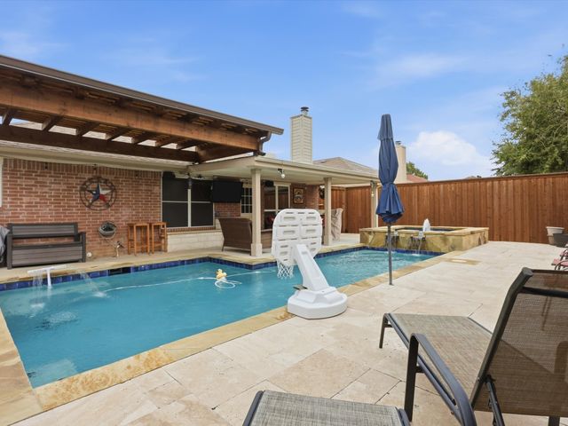 3023 Bosswood Court, Grand Prairie, TX 75052