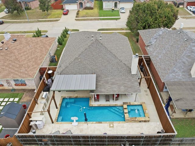 3023 Bosswood Court, Grand Prairie, TX 75052
