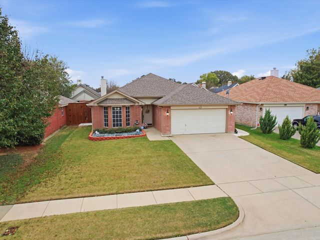 3023 Bosswood Court, Grand Prairie, TX 75052