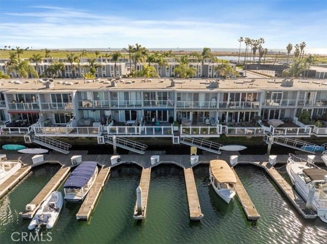 3965 Aladdin Drive, Huntington Beach, CA 92649