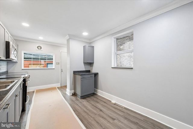 922 E SCHILLER ST, Philadelphia, PA 19134