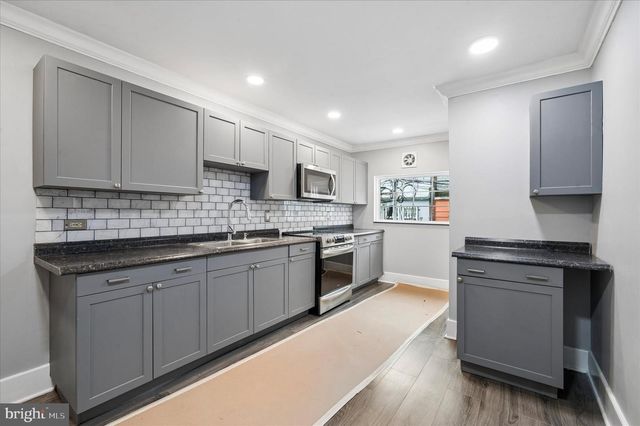 922 E SCHILLER ST, Philadelphia, PA 19134