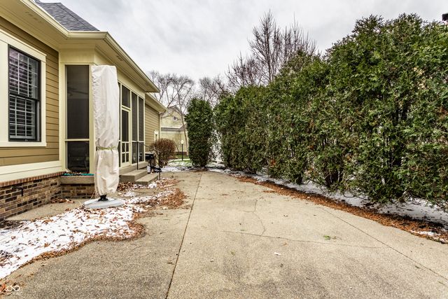 13002 Deerstyne Green Street, Carmel, IN 46032