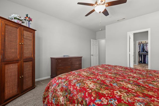 878 Coggins Street, Redding, CA 96003