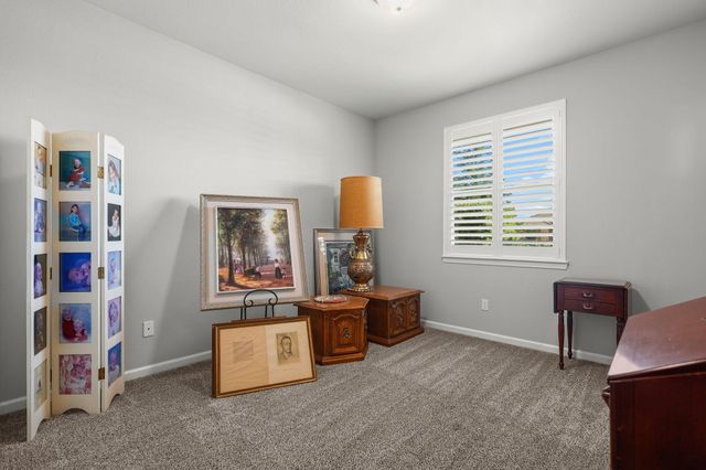 878 Coggins Street, Redding, CA 96003