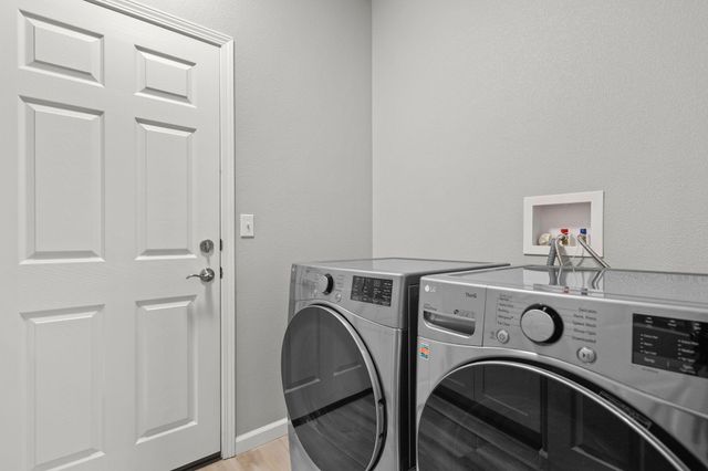 878 Coggins Street, Redding, CA 96003