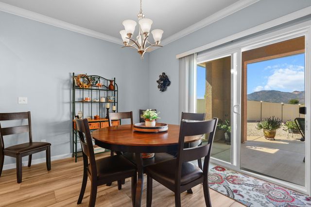 878 Coggins Street, Redding, CA 96003