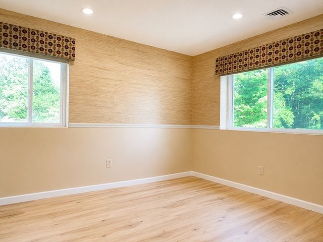 25 Bayberry Dr 3, Sharon, MA 02067
