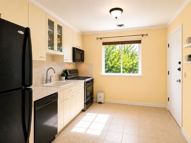 25 Bayberry Dr 3, Sharon, MA 02067