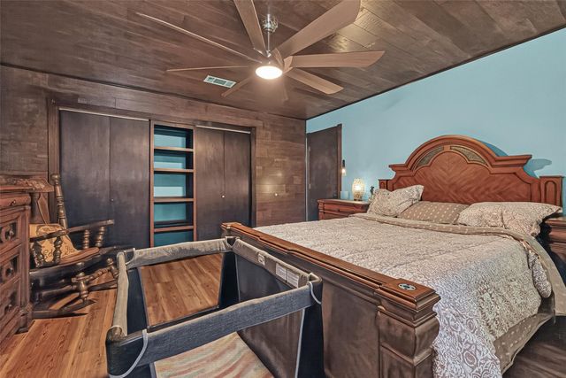 18614 Mink Lake Drive, Magnolia, TX 77355