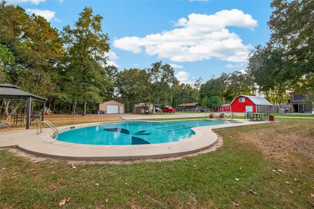 18614 Mink Lake Drive, Magnolia, TX 77355