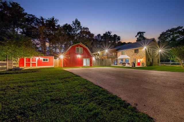 18614 Mink Lake Drive, Magnolia, TX 77355