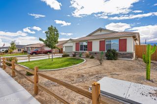 221 Snow Lane, Dayton, NV 89403