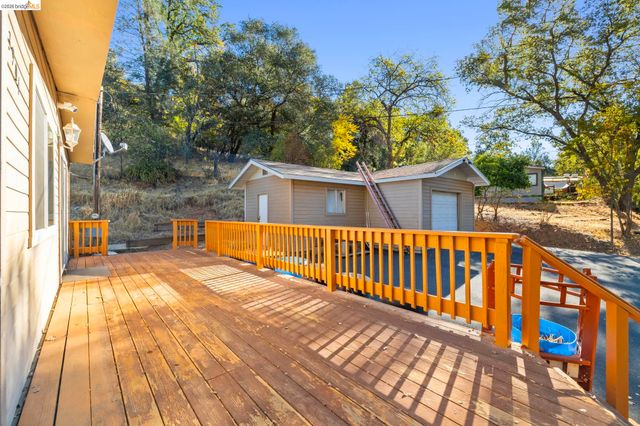 13904 Tuolumne Rd, Sonora, CA 95370