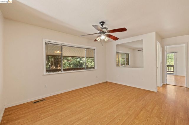 13904 Tuolumne Rd, Sonora, CA 95370