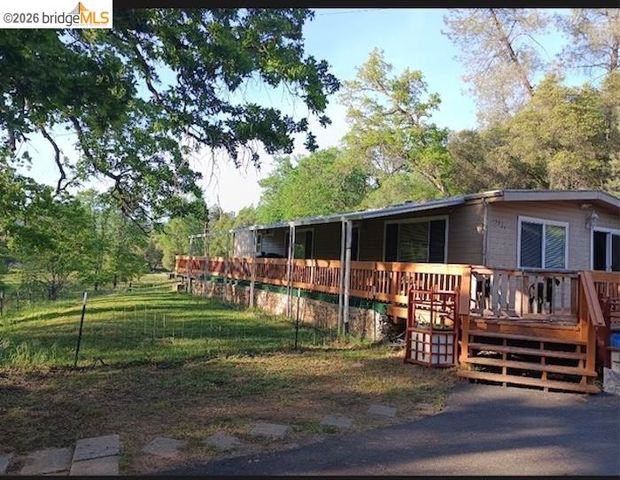 13904 Tuolumne Rd, Sonora, CA 95370