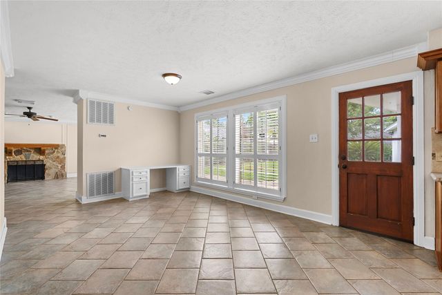 2104 Bay Hill Drive, League City, TX 77573
