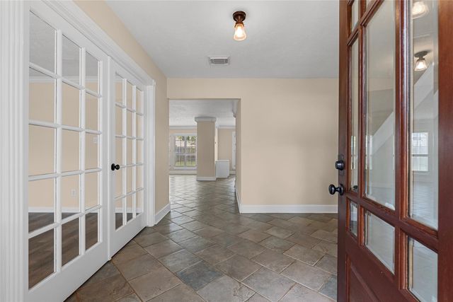 2104 Bay Hill Drive, League City, TX 77573