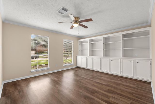 2104 Bay Hill Drive, League City, TX 77573
