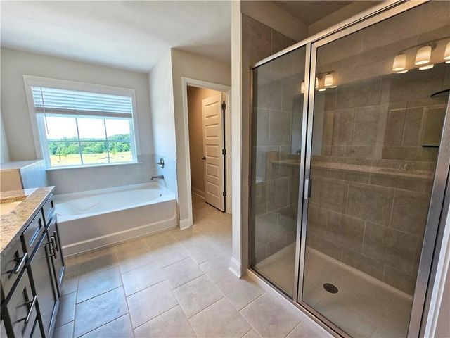7325 Yewtree, Flowery Branch, GA 30542