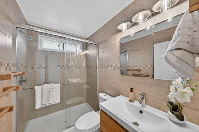 559 Yurok Circle, San Jose, CA 95123