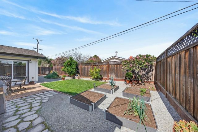 559 Yurok Circle, San Jose, CA 95123