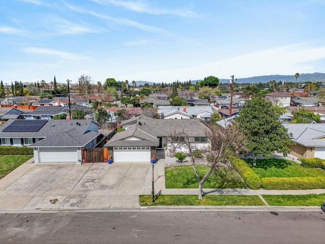 559 Yurok Circle, San Jose, CA 95123