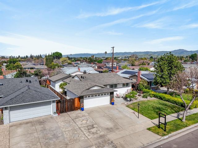 559 Yurok Circle, San Jose, CA 95123