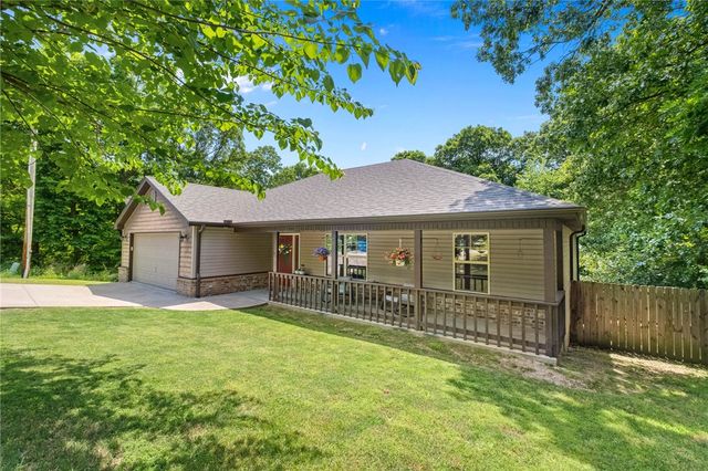 35 Nantwich Circle, Bella Vista, AR 72714