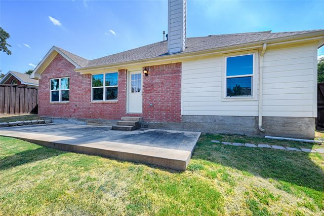 1404 Carriage Lane, Keller, TX 76248