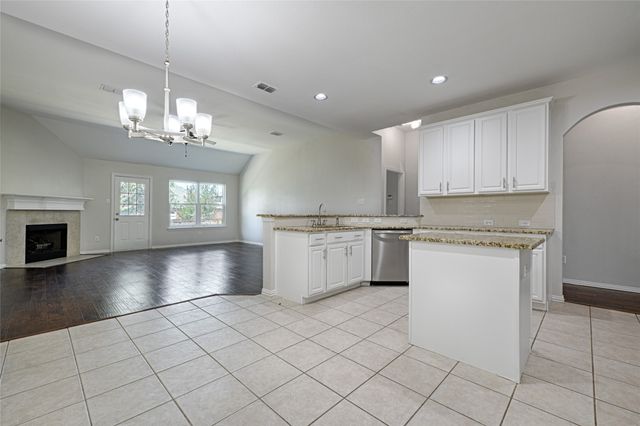 1404 Carriage Lane, Keller, TX 76248