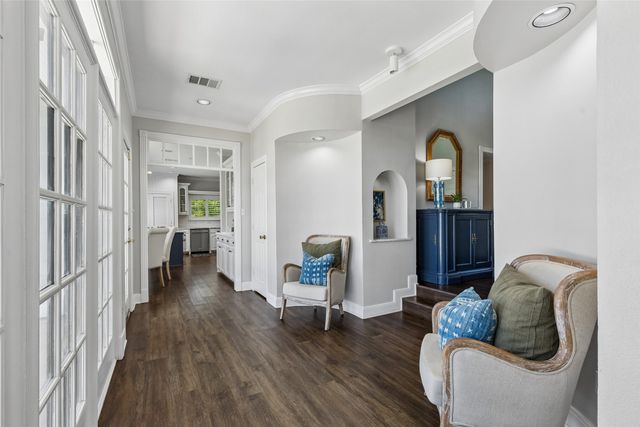 221 Carriage Hill Lane, Heath, TX 75032